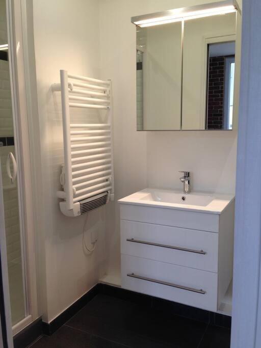 Duplex 45M2 -Zac L'Oreal - Palais De Justice Paris Clichy Extérieur photo
